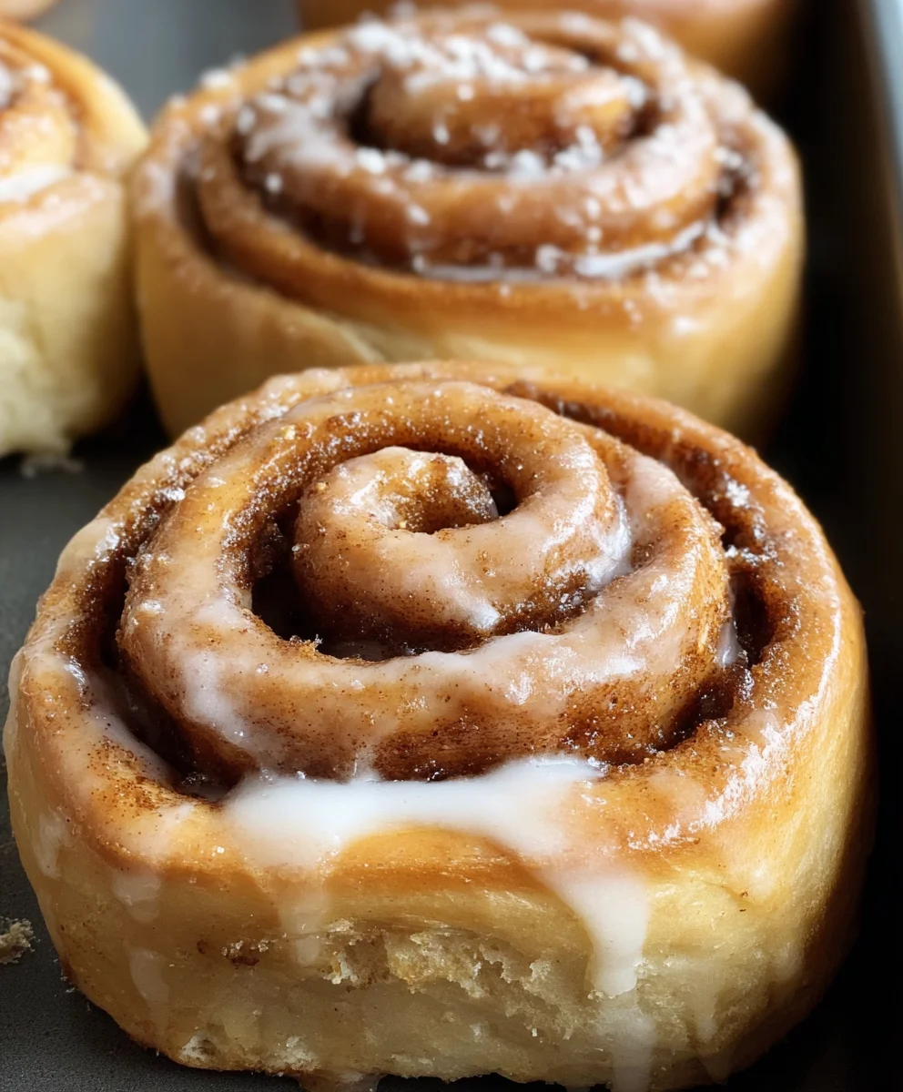 Biscoff Cinnamon Rolls- Irresistible Swirls