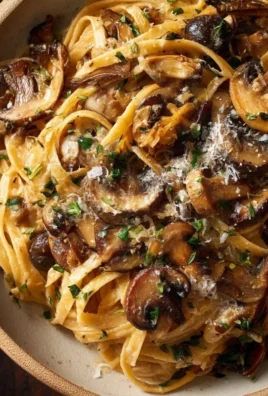 Caramelized Leek and Mushroom Gruyere Pasta